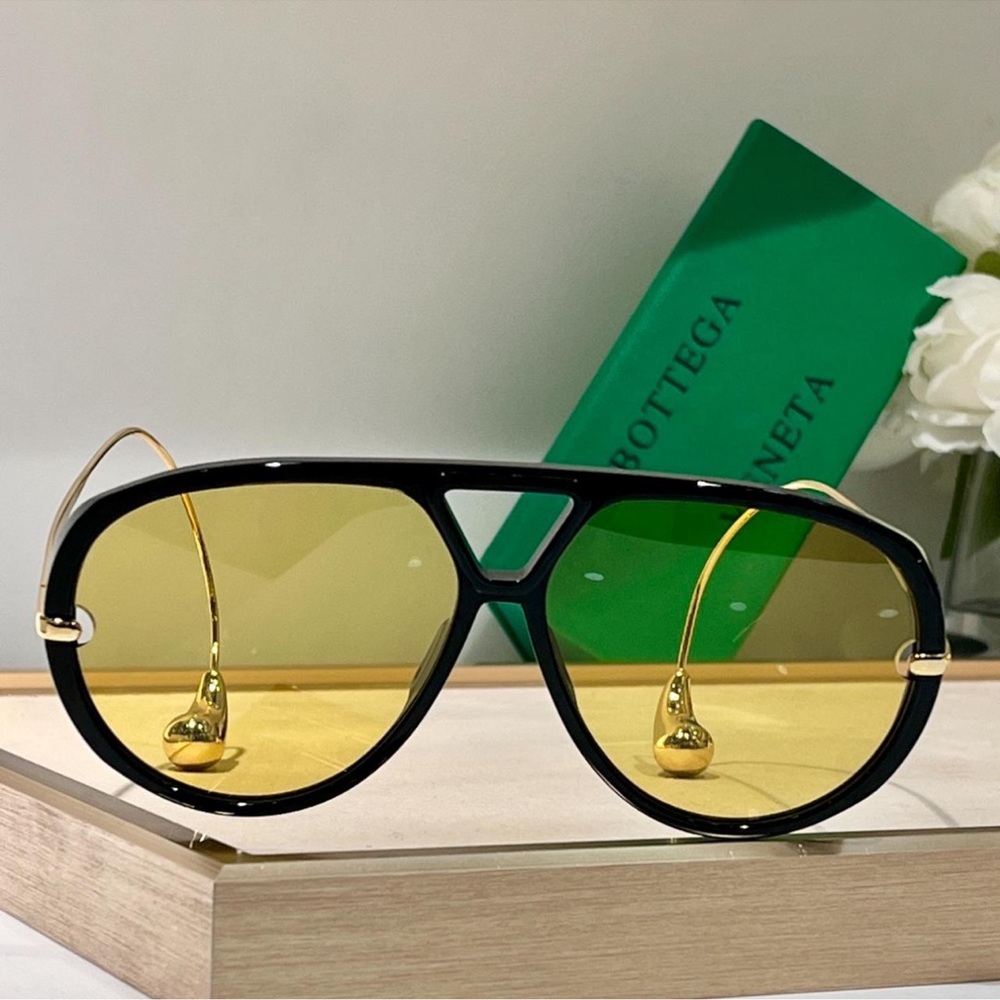 Bottega Venetta BV1273S - black yellow oversized aviators